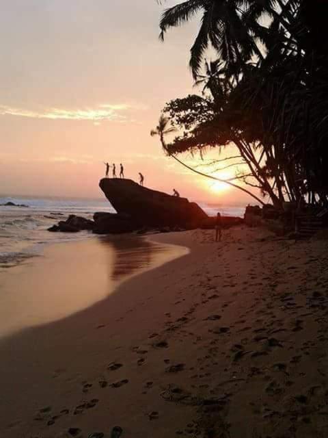 Villa Sun Rising Talpe Esterno foto